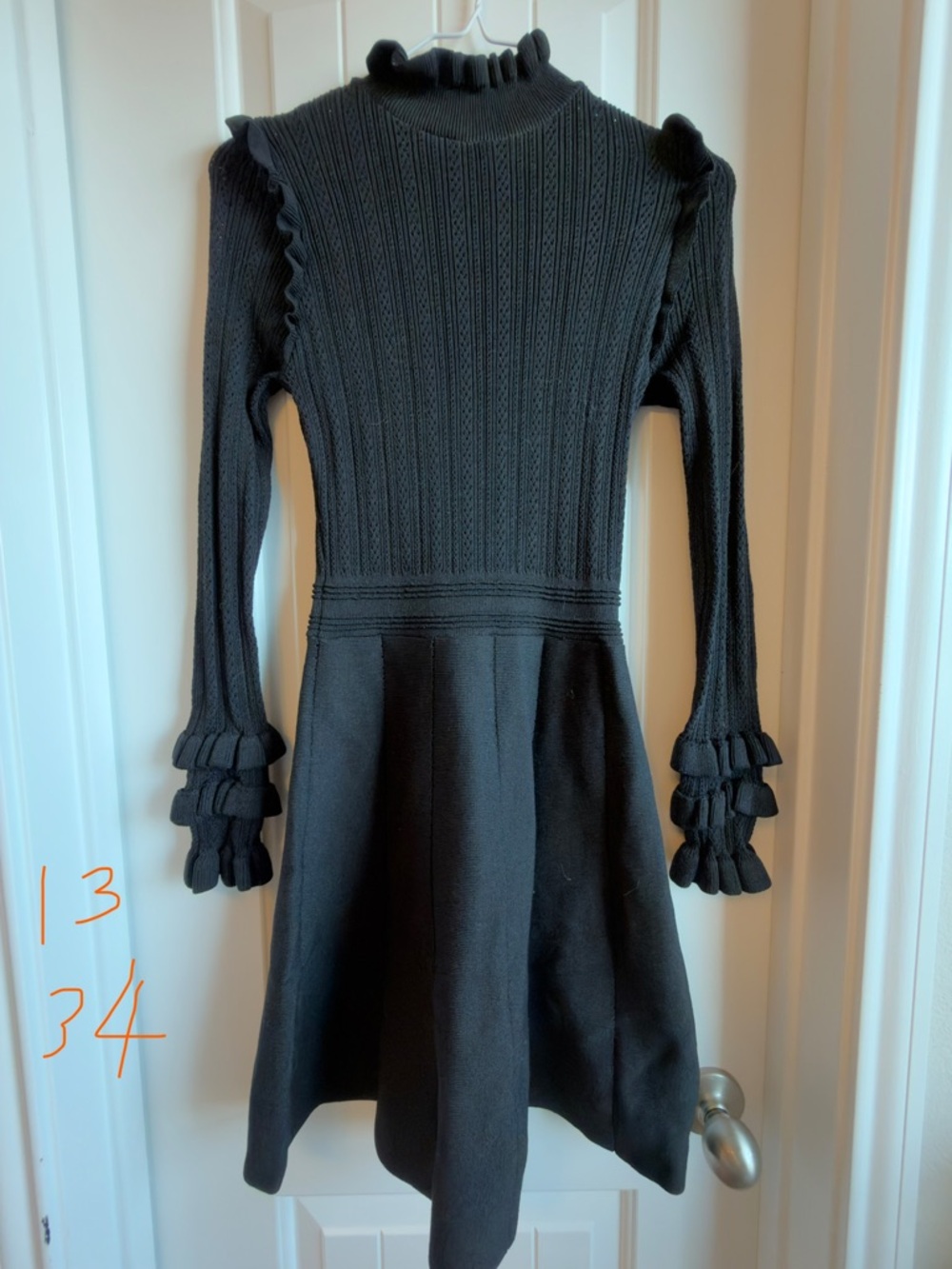 Zara women’s Black Ruffled Knit Long Sleeve Dress